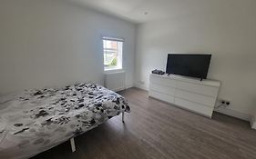 Private Room Near Central Ideal For City Explorers