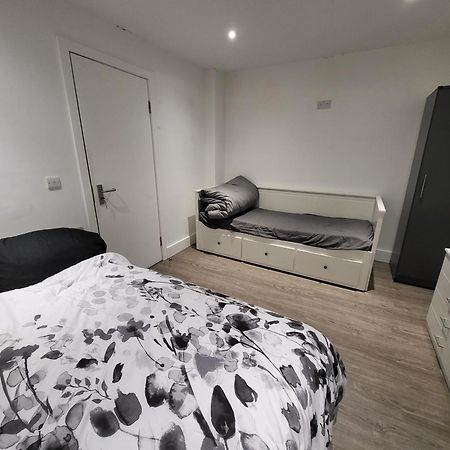 Private Room Near Central Ideal For City Explorers Londres Extérieur photo